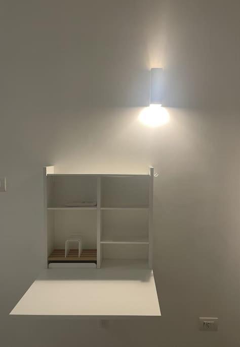 Cozy Apartment Near The Colosseum Рим Экстерьер фото
