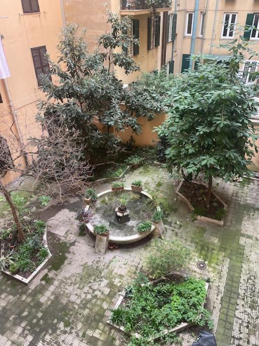 Cozy Apartment Near The Colosseum Рим Экстерьер фото
